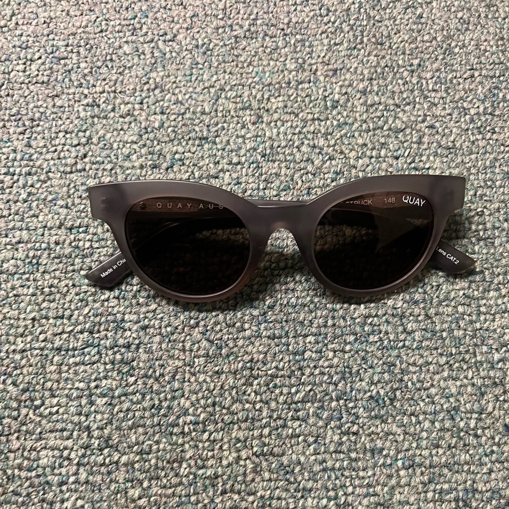 Kylie Cateye Quay sunglasses with case. Dark grey very good used condition